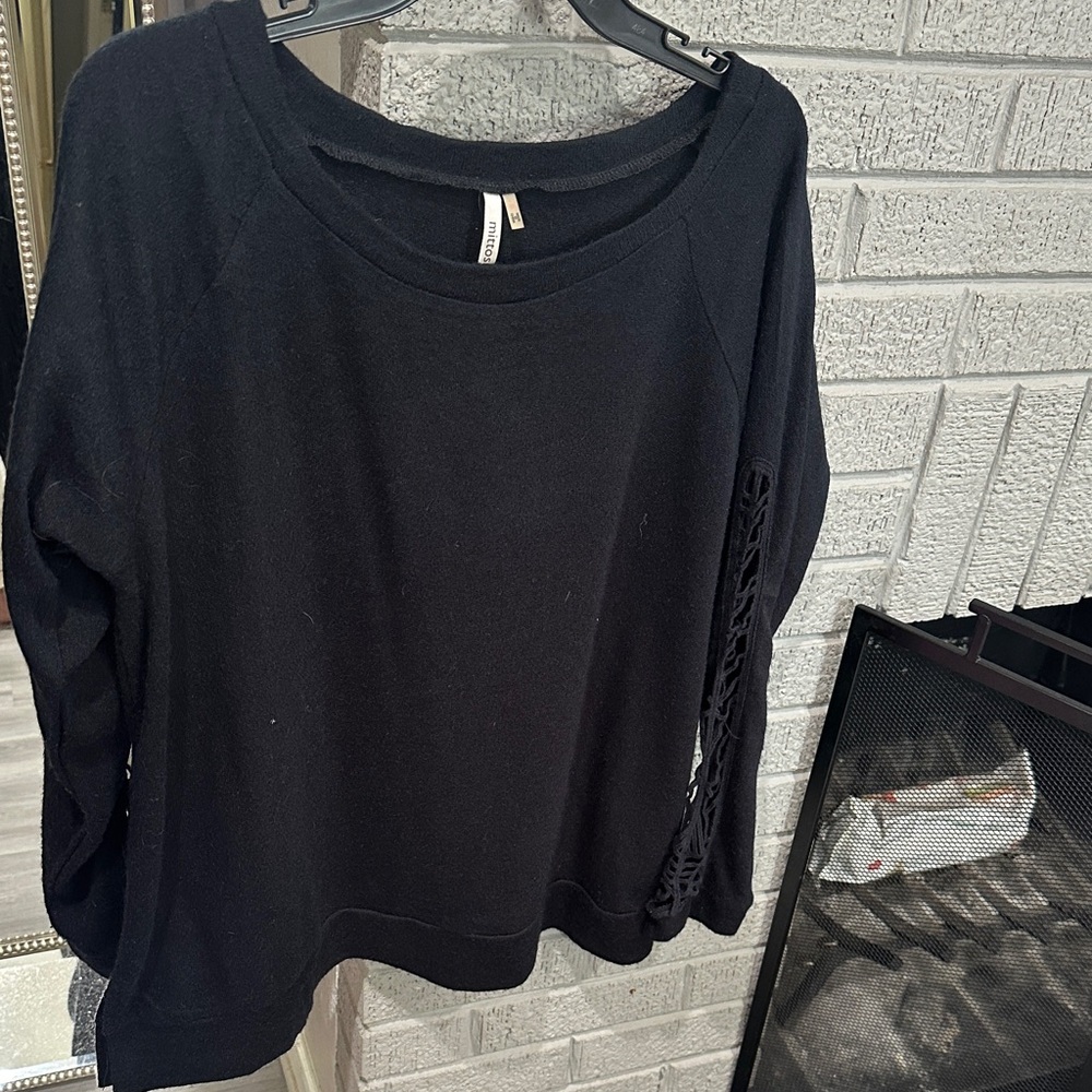 Mittoshop Black Women's Sweatshirt with Lace Detail